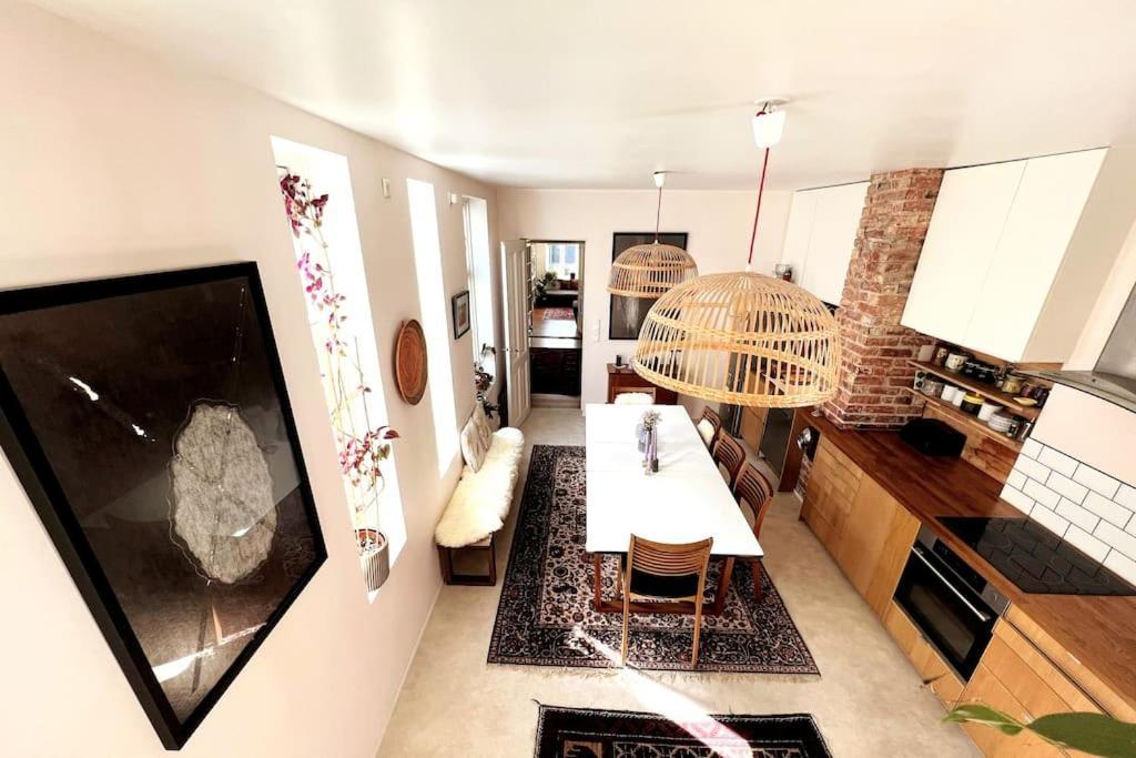 Spacious Historical Art Oasis In The City Center Μπέργκεν Εξωτερικό φωτογραφία